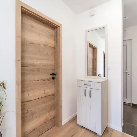 Cozy In With Wi-fi *