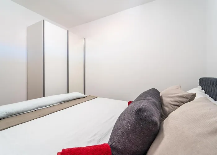 Cozy In With Wi-fi Apartment